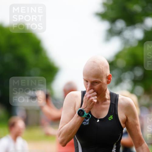 21.06.2026 - 29. Vierlanden-Triathlon LAZAROV Photography http://msf.ph/oto/9864320 21.06.2026 11:22:39 Schwimmen 841, 848, 873, 878, 899, 906 meine-sportfotos.de