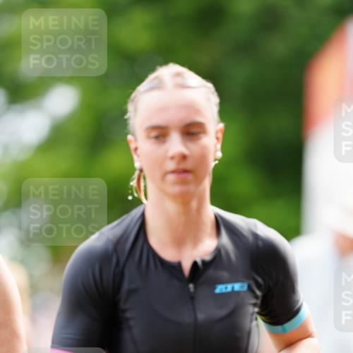 21.06.2026 - 29. Vierlanden-Triathlon LAZAROV Photography http://msf.ph/oto/9864323 21.06.2026 11:22:39 Schwimmen 841, 848, 873, 878, 899, 906 meine-sportfotos.de
