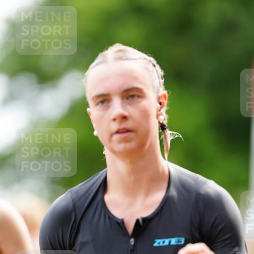 21.06.2026 - 29. Vierlanden-Triathlon LAZAROV Photography http://msf.ph/oto/9864324 21.06.2026 11:22:40 Schwimmen 841, 848, 873, 878, 899, 906 meine-sportfotos.de