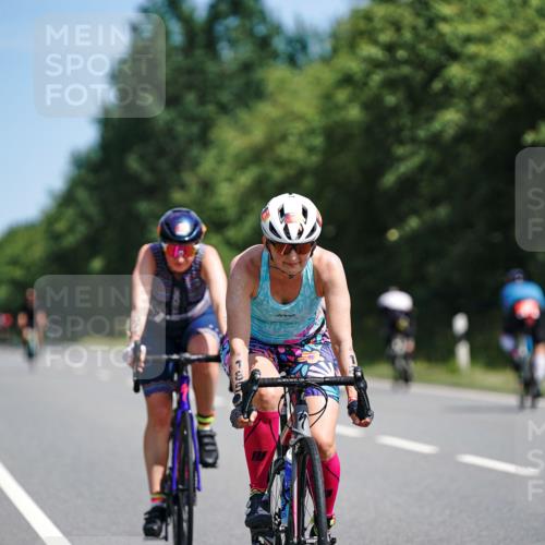 21.06.2026 - Viking Triathlon Michael Burmester http://msf.ph/oto/9864340 21.06.2026 11:47:51 Radfahren 24, 37, 115, 185, 189, 220, 356, 378, 416, 427, 464, 474, 483, 559, 578, 601 meine-sportfotos.de
