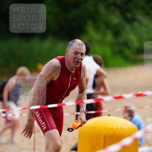 21.06.2026 - 29. Vierlanden-Triathlon LAZAROV Photography http://msf.ph/oto/9864359 21.06.2026 11:23:11 Schwimmen 762, 829, 854, 880 meine-sportfotos.de