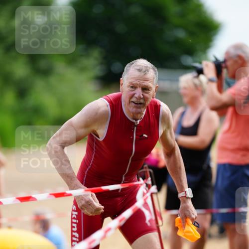 21.06.2026 - 29. Vierlanden-Triathlon LAZAROV Photography http://msf.ph/oto/9864363 21.06.2026 11:23:13 Schwimmen 762, 829, 854, 880 meine-sportfotos.de