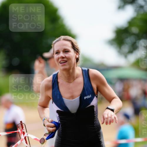 21.06.2026 - 29. Vierlanden-Triathlon LAZAROV Photography http://msf.ph/oto/9864420 21.06.2026 11:24:22 Schwimmen 818, 831, 869, 903 meine-sportfotos.de