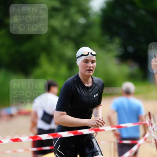 21.06.2026 - 29. Vierlanden-Triathlon LAZAROV Photography http://msf.ph/oto/9864427 21.06.2026 11:24:29 Schwimmen 818, 831, 837, 840, 852, 859, 869, 888, 903 meine-sportfotos.de