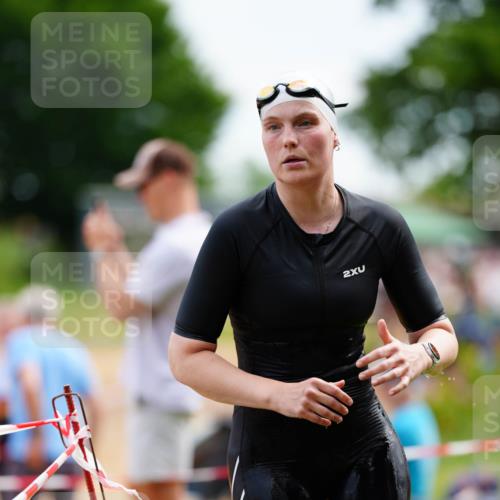 21.06.2026 - 29. Vierlanden-Triathlon LAZAROV Photography http://msf.ph/oto/9864433 21.06.2026 11:24:30 Schwimmen 818, 831, 837, 840, 852, 859, 888, 903 meine-sportfotos.de