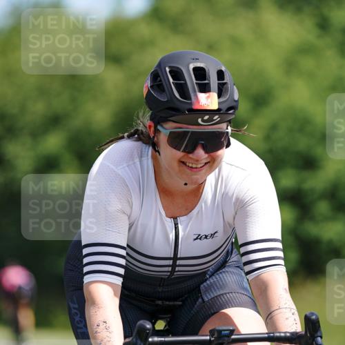 21.06.2026 - Viking Triathlon Michael Burmester http://msf.ph/oto/9864438 21.06.2026 11:48:32 Radfahren 34, 45, 125, 125, 150, 150, 188, 197, 250, 250, 283, 291, 303, 327, 340, 434, 485, 553, 553, 616, 616, 622, 622, 651, 652, 663, 665, 669 meine-sportfotos.de