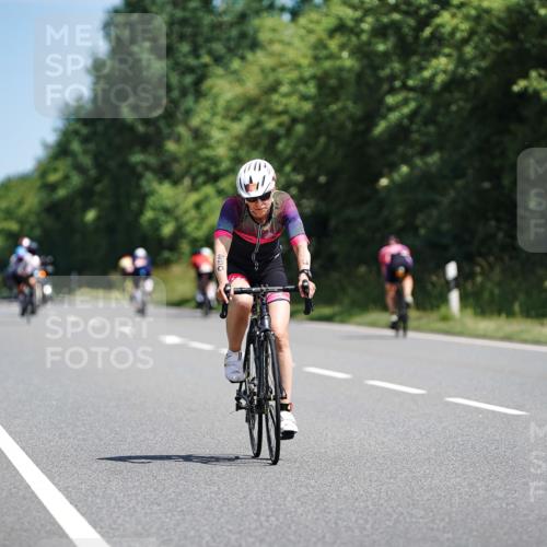 21.06.2026 - Viking Triathlon Michael Burmester http://msf.ph/oto/9864442 21.06.2026 11:48:34 Radfahren 34, 45, 125, 125, 150, 150, 188, 197, 250, 250, 283, 291, 303, 305, 327, 434, 485, 553, 553, 616, 616, 622, 622, 651, 652, 663, 665, 669 meine-sportfotos.de