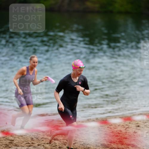 21.06.2026 - 29. Vierlanden-Triathlon LAZAROV Photography http://msf.ph/oto/9864453 21.06.2026 11:25:00 Schwimmen 832, 860 meine-sportfotos.de