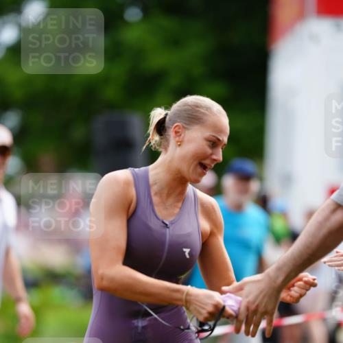 21.06.2026 - 29. Vierlanden-Triathlon LAZAROV Photography http://msf.ph/oto/9864473 21.06.2026 11:25:07 Schwimmen 832, 860, 894 meine-sportfotos.de