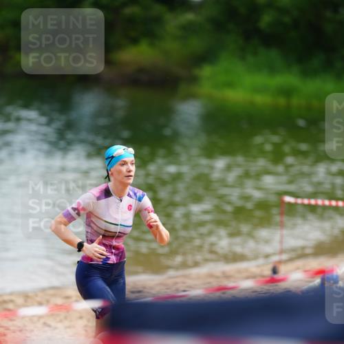 21.06.2026 - 29. Vierlanden-Triathlon LAZAROV Photography http://msf.ph/oto/9864497 21.06.2026 11:25:42 Schwimmen 849 meine-sportfotos.de