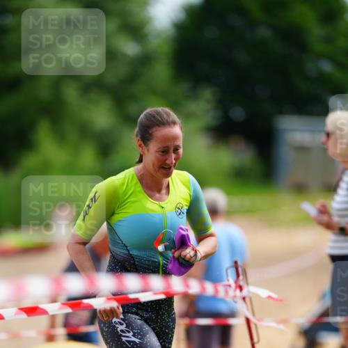 21.06.2026 - 29. Vierlanden-Triathlon LAZAROV Photography http://msf.ph/oto/9864519 21.06.2026 11:26:05 Schwimmen 864, 874 meine-sportfotos.de