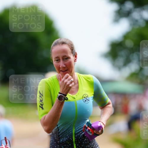 21.06.2026 - 29. Vierlanden-Triathlon LAZAROV Photography http://msf.ph/oto/9864523 21.06.2026 11:26:06 Schwimmen 864, 874 meine-sportfotos.de