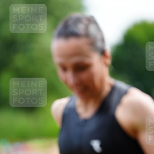 21.06.2026 - 29. Vierlanden-Triathlon LAZAROV Photography http://msf.ph/oto/9864536 21.06.2026 11:26:20 Schwimmen 846, 870 meine-sportfotos.de