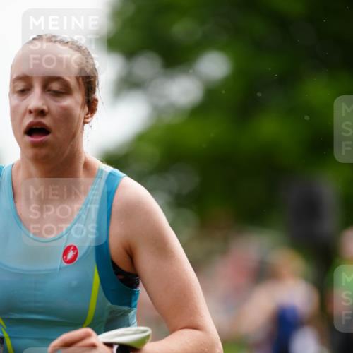 21.06.2026 - 29. Vierlanden-Triathlon LAZAROV Photography http://msf.ph/oto/9864541 21.06.2026 11:26:44 Schwimmen 833, 855 meine-sportfotos.de