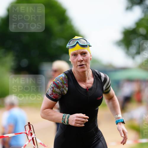21.06.2026 - 29. Vierlanden-Triathlon LAZAROV Photography http://msf.ph/oto/9864545 21.06.2026 11:26:51 Schwimmen 855, 856, 861 meine-sportfotos.de