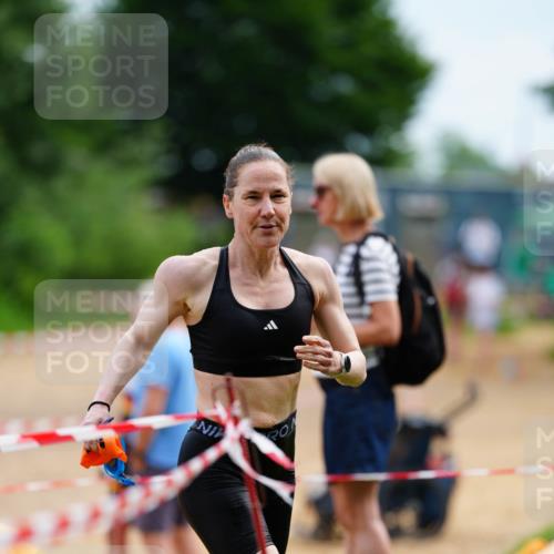 21.06.2026 - 29. Vierlanden-Triathlon LAZAROV Photography http://msf.ph/oto/9864549 21.06.2026 11:26:57 Schwimmen 855, 856, 861 meine-sportfotos.de