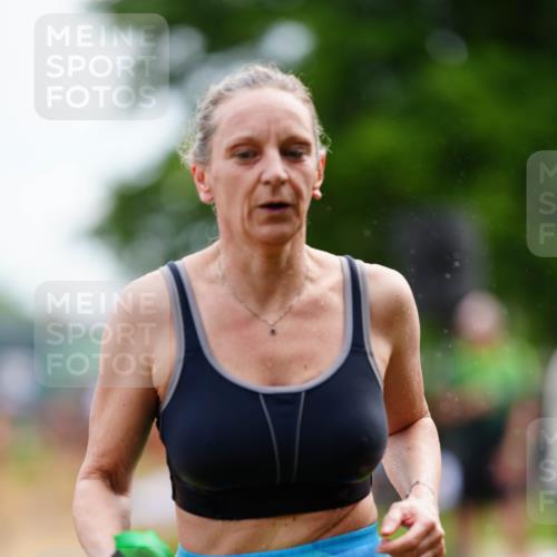 21.06.2026 - 29. Vierlanden-Triathlon LAZAROV Photography http://msf.ph/oto/9864558 21.06.2026 11:27:00 Schwimmen 856, 861 meine-sportfotos.de