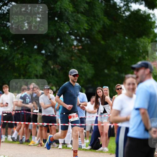 21.06.2026 - 29. Vierlanden-Triathlon LAZAROV Photography http://msf.ph/oto/9864559 21.06.2026 11:27:14 Schwimmen  meine-sportfotos.de