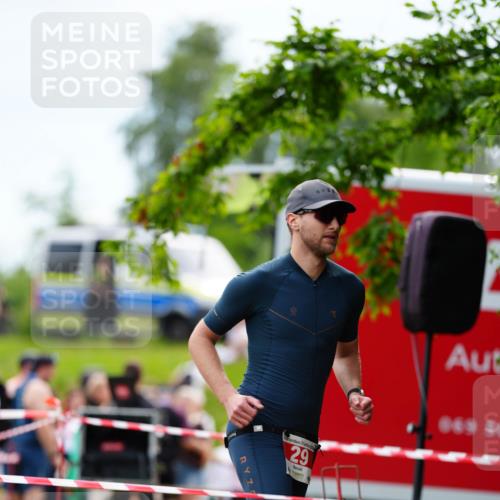 21.06.2026 - 29. Vierlanden-Triathlon LAZAROV Photography http://msf.ph/oto/9864562 21.06.2026 11:27:17 Schwimmen 847 meine-sportfotos.de