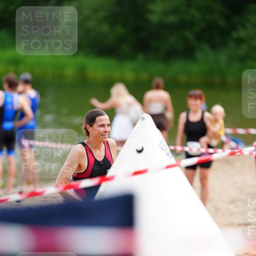 21.06.2026 - 29. Vierlanden-Triathlon LAZAROV Photography http://msf.ph/oto/9864566 21.06.2026 11:27:22 Schwimmen 847 meine-sportfotos.de