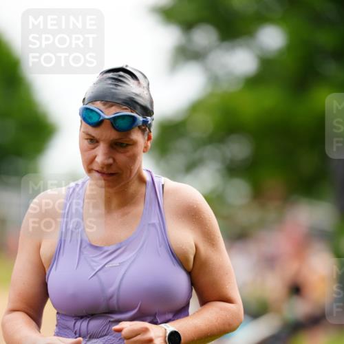 21.06.2026 - 29. Vierlanden-Triathlon LAZAROV Photography http://msf.ph/oto/9864596 21.06.2026 11:28:00 Schwimmen 830 meine-sportfotos.de