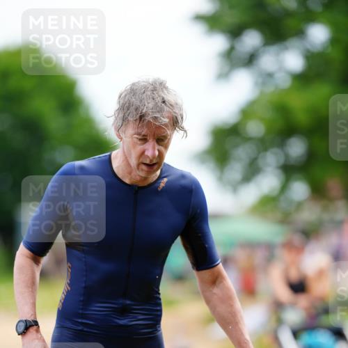21.06.2026 - 29. Vierlanden-Triathlon LAZAROV Photography http://msf.ph/oto/9864600 21.06.2026 11:28:11 Schwimmen 816, 850 meine-sportfotos.de