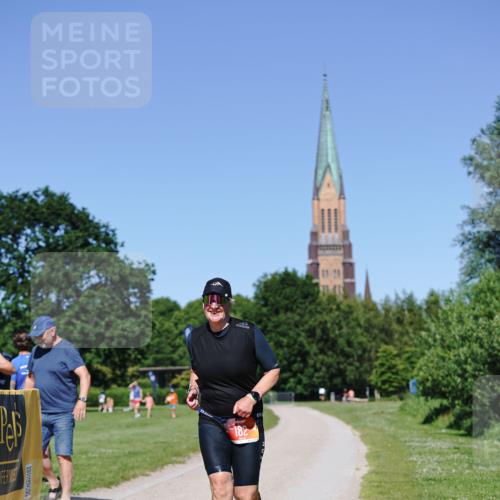 21.06.2026 - Viking Triathlon Michael Burmester http://msf.ph/oto/9864636 21.06.2026 16:46:23 Laufen 182 meine-sportfotos.de