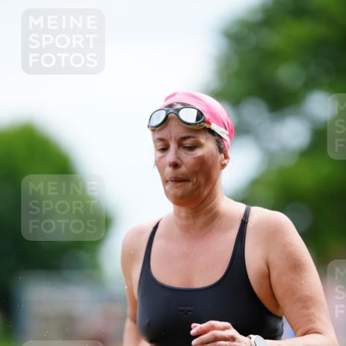 21.06.2026 - 29. Vierlanden-Triathlon LAZAROV Photography http://msf.ph/oto/9864650 21.06.2026 11:30:58 Schwimmen 877 meine-sportfotos.de