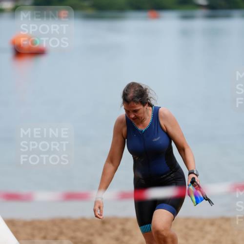 21.06.2026 - 29. Vierlanden-Triathlon LAZAROV Photography http://msf.ph/oto/9864659 21.06.2026 11:38:57 Schwimmen 836 meine-sportfotos.de