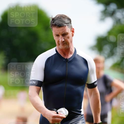 21.06.2026 - 29. Vierlanden-Triathlon LAZAROV Photography http://msf.ph/oto/9864669 21.06.2026 11:40:19 Schwimmen 796 meine-sportfotos.de