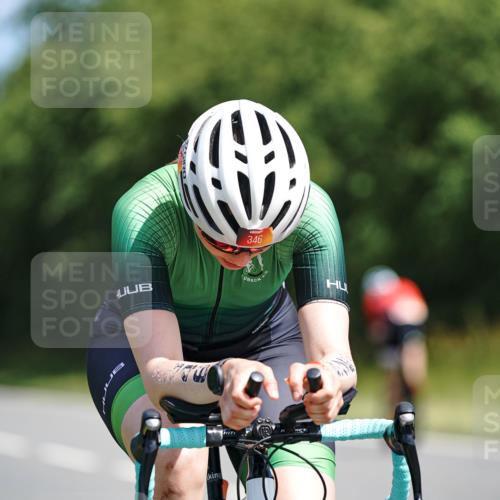 21.06.2026 - Viking Triathlon Michael Burmester http://msf.ph/oto/9864696 21.06.2026 11:49:54 Radfahren 40, 40, 93, 152, 156, 156, 218, 224, 254, 297, 333, 346, 393, 471, 482, 492, 493, 519, 528, 614, 629, 633, 633 meine-sportfotos.de