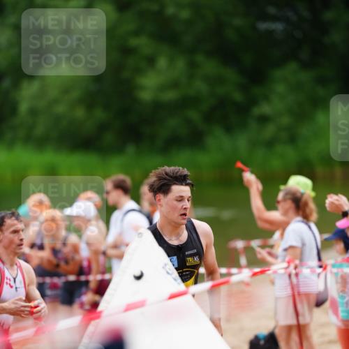 21.06.2026 - 29. Vierlanden-Triathlon LAZAROV Photography http://msf.ph/oto/9864716 21.06.2026 12:01:06 Schwimmen 913, 941, 942, 954, 956, 965, 975 meine-sportfotos.de