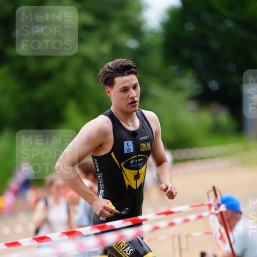 21.06.2026 - 29. Vierlanden-Triathlon LAZAROV Photography http://msf.ph/oto/9864722 21.06.2026 12:01:07 Schwimmen 913, 927, 941, 942, 954, 956, 957, 965, 975 meine-sportfotos.de