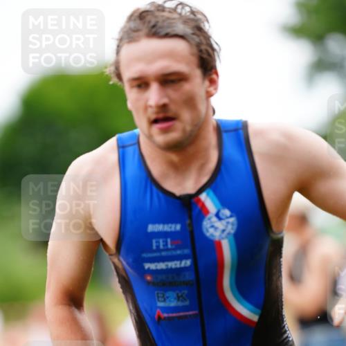21.06.2026 - 29. Vierlanden-Triathlon LAZAROV Photography http://msf.ph/oto/9864762 21.06.2026 12:01:47 Schwimmen 909, 911, 920, 952, 953, 959, 974 meine-sportfotos.de