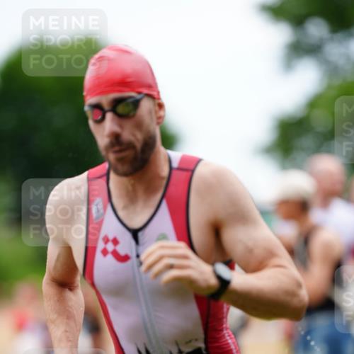 21.06.2026 - 29. Vierlanden-Triathlon LAZAROV Photography http://msf.ph/oto/9864783 21.06.2026 12:02:05 Schwimmen 910, 914, 920, 934, 946, 950, 951 meine-sportfotos.de