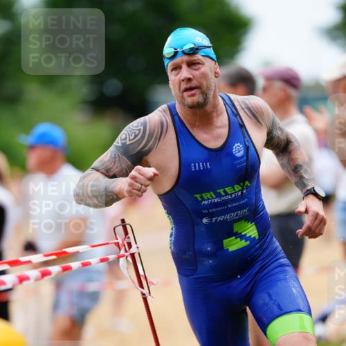 21.06.2026 - 29. Vierlanden-Triathlon LAZAROV Photography http://msf.ph/oto/9864801 21.06.2026 12:02:19 Schwimmen 910, 928, 935, 936 meine-sportfotos.de