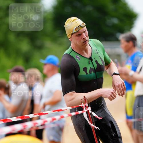 21.06.2026 - 29. Vierlanden-Triathlon LAZAROV Photography http://msf.ph/oto/9864807 21.06.2026 12:02:26 Schwimmen 912, 925, 928, 935, 936, 938, 967 meine-sportfotos.de