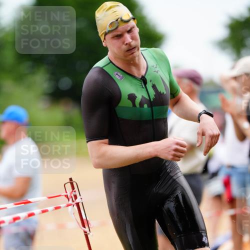 21.06.2026 - 29. Vierlanden-Triathlon LAZAROV Photography http://msf.ph/oto/9864810 21.06.2026 12:02:26 Schwimmen 912, 925, 928, 935, 936, 938, 967 meine-sportfotos.de