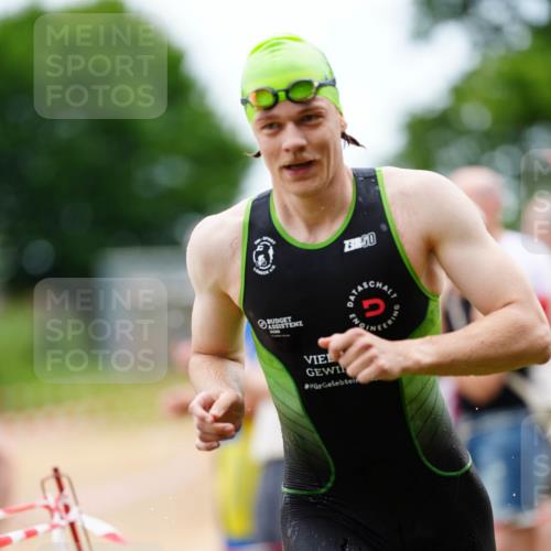 21.06.2026 - 29. Vierlanden-Triathlon LAZAROV Photography http://msf.ph/oto/9864819 21.06.2026 12:02:32 Schwimmen 908, 912, 923, 925, 928, 933, 936, 938, 943, 962, 967, 969 meine-sportfotos.de