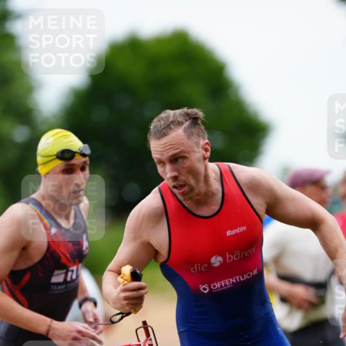 21.06.2026 - 29. Vierlanden-Triathlon LAZAROV Photography http://msf.ph/oto/9864844 21.06.2026 12:02:51 Schwimmen 907, 921, 922, 926, 945, 960, 977 meine-sportfotos.de