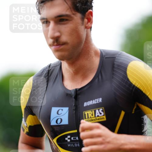 21.06.2026 - 29. Vierlanden-Triathlon LAZAROV Photography http://msf.ph/oto/9864882 21.06.2026 12:03:28 Schwimmen 915, 916, 929, 937, 939, 948, 949, 961, 981 meine-sportfotos.de