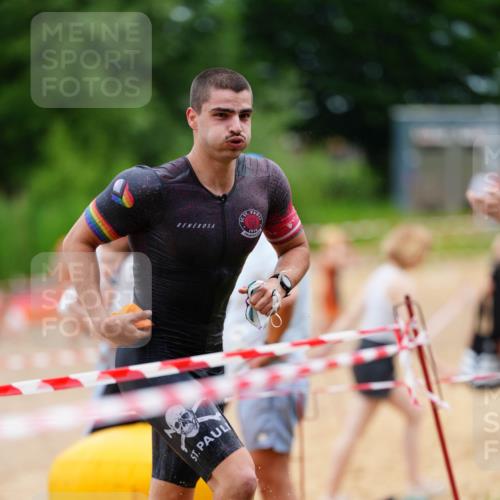 21.06.2026 - 29. Vierlanden-Triathlon LAZAROV Photography http://msf.ph/oto/9864896 21.06.2026 12:03:38 Schwimmen 932, 937, 939, 981 meine-sportfotos.de