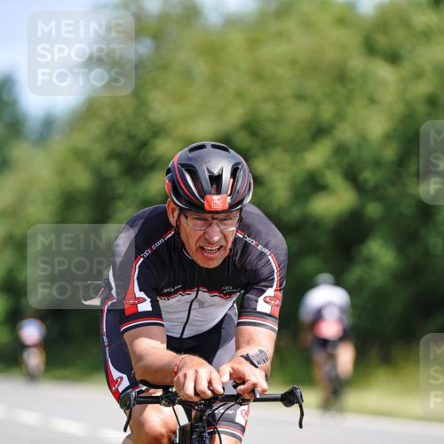 21.06.2026 - Viking Triathlon Michael Burmester http://msf.ph/oto/9864913 21.06.2026 11:51:39 Radfahren 248, 325, 377, 389, 415, 461, 479, 511, 566, 626, 656 meine-sportfotos.de