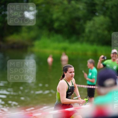 21.06.2026 - 29. Vierlanden-Triathlon LAZAROV Photography http://msf.ph/oto/9864932 21.06.2026 12:27:04 Schwimmen 983, 995, 1008, 1011 meine-sportfotos.de