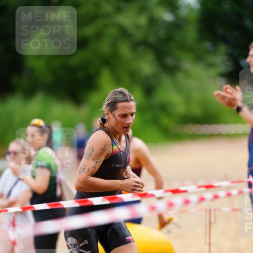 21.06.2026 - 29. Vierlanden-Triathlon LAZAROV Photography http://msf.ph/oto/9864948 21.06.2026 12:27:30 Schwimmen 996, 998, 1001, 1002, 1003, 1014 meine-sportfotos.de