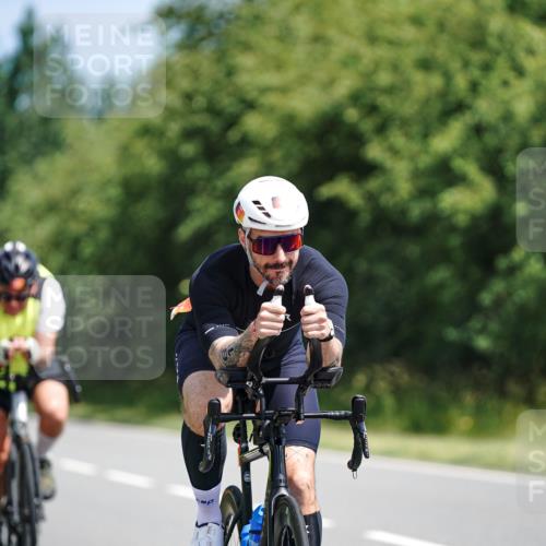 21.06.2026 - Viking Triathlon Michael Burmester http://msf.ph/oto/9864949 21.06.2026 11:52:03 Radfahren 61, 77, 80, 80, 141, 359, 410, 423, 491, 550, 636, 660 meine-sportfotos.de
