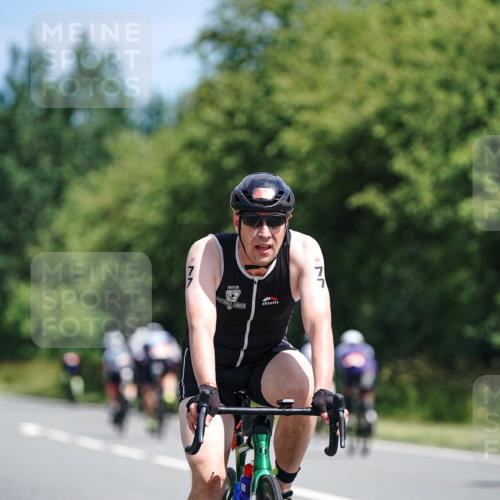 21.06.2026 - Viking Triathlon Michael Burmester http://msf.ph/oto/9864972 21.06.2026 11:52:11 Radfahren 61, 77, 80, 141, 410, 423, 491, 520, 550, 636, 660 meine-sportfotos.de
