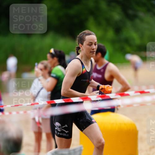 21.06.2026 - 29. Vierlanden-Triathlon LAZAROV Photography http://msf.ph/oto/9864986 21.06.2026 12:28:05 Schwimmen 991, 1000, 1006, 1015, 1017 meine-sportfotos.de