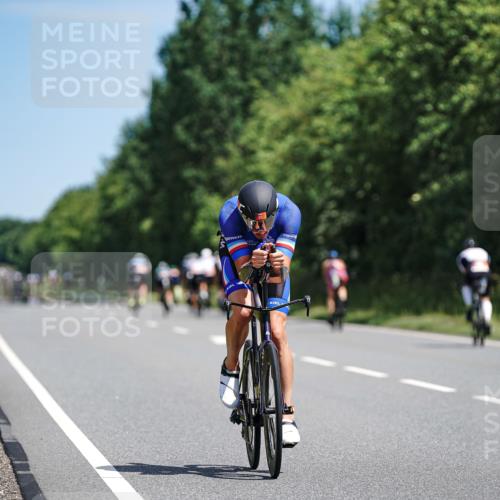 21.06.2026 - Viking Triathlon Michael Burmester http://msf.ph/oto/9864988 21.06.2026 11:52:15 Radfahren 61, 77, 80, 141, 410, 516, 520, 550, 636, 660 meine-sportfotos.de