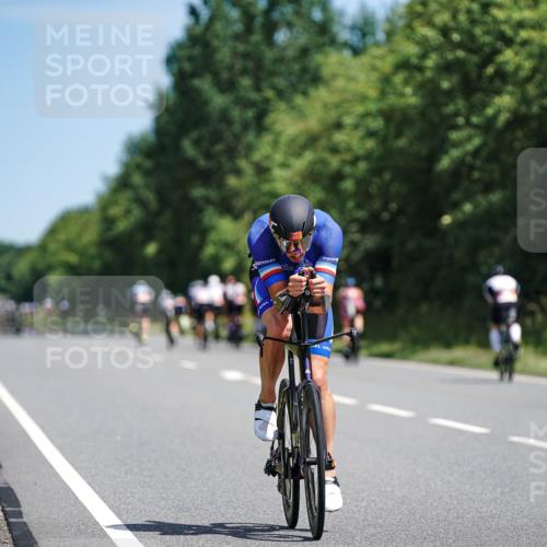 21.06.2026 - Viking Triathlon Michael Burmester http://msf.ph/oto/9864993 21.06.2026 11:52:15 Radfahren 61, 77, 80, 141, 410, 516, 520, 550, 636, 660 meine-sportfotos.de
